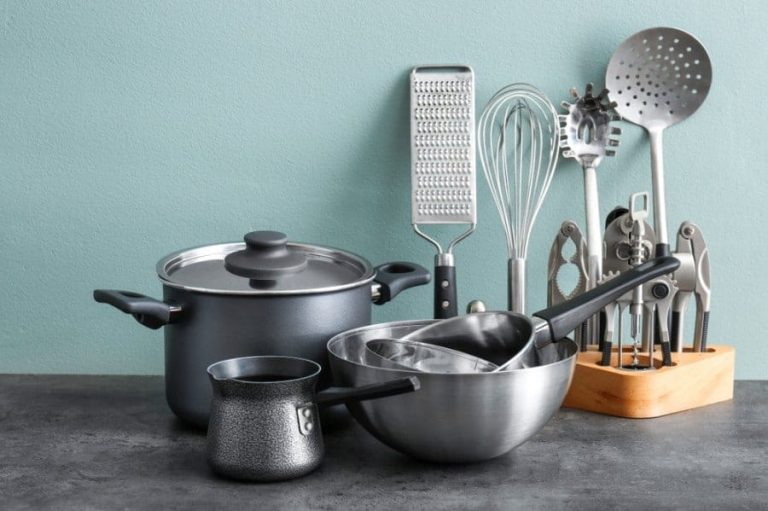 14 Best Kitchen Utensils for NonStick Pans [ 2023 Reviews ]
